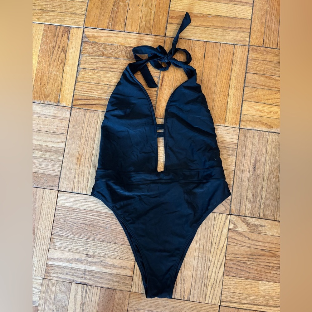 Abercrombie & Fitch Cutout Halter One Piece Swimsuit